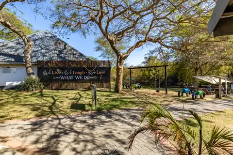 Twinstreams Collective