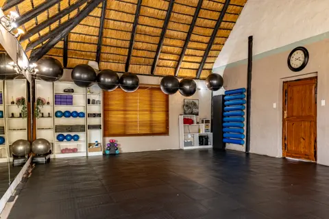 Pilates - Jesse Coertzen